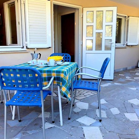 MiraMar Gardenn Apartmment Banjol Extérieur photo